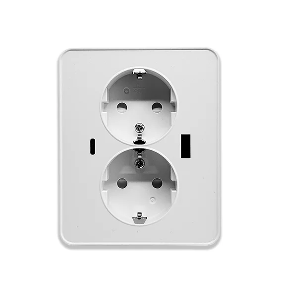 ETMAN VÄGGUTTAG MED USB DESIGNX