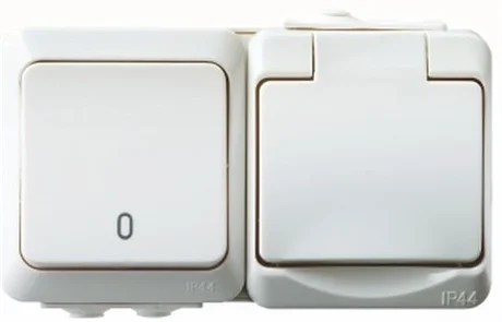 KOMBI UTTAG TR./1P SNABB IP44 NOVETT